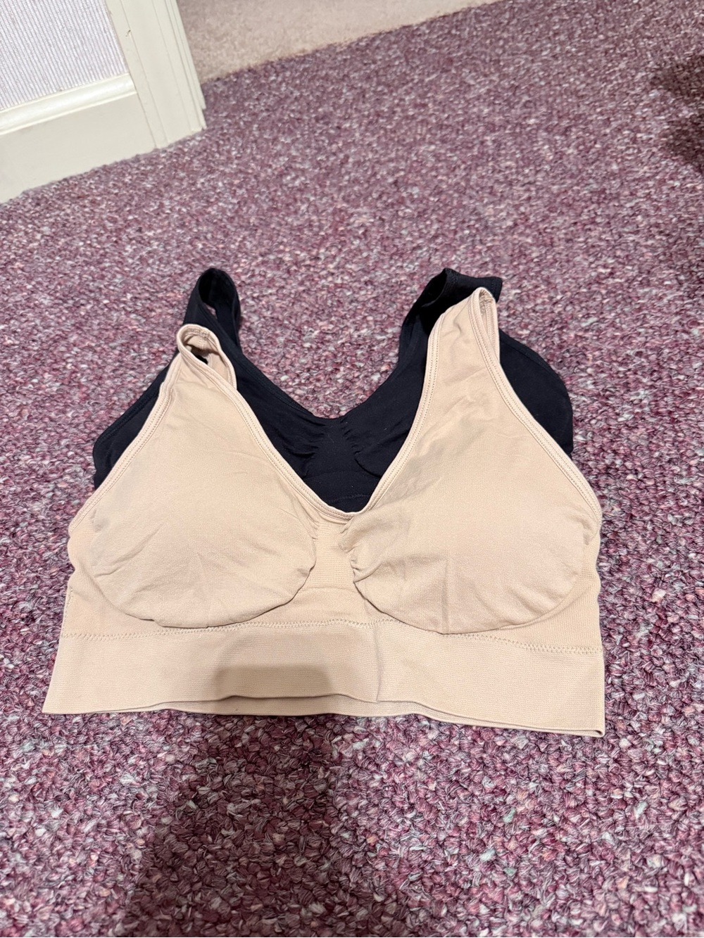 Everyday Wireless Comfort Bra - Nude and Black